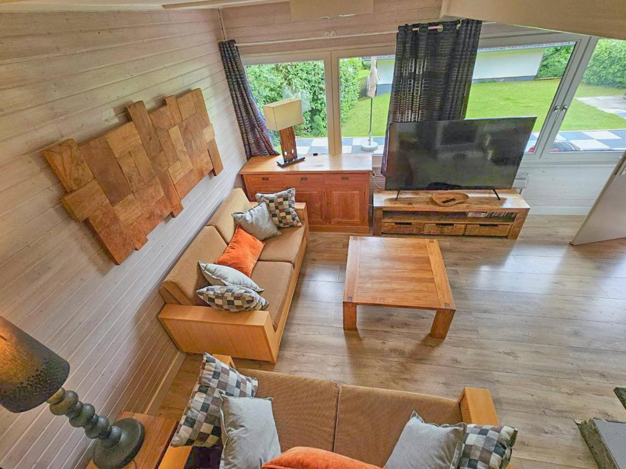 Ferienhaus "Gestiefelter Kater" Am See Im Bergland Kirchheim (Hessen) Exterior foto
