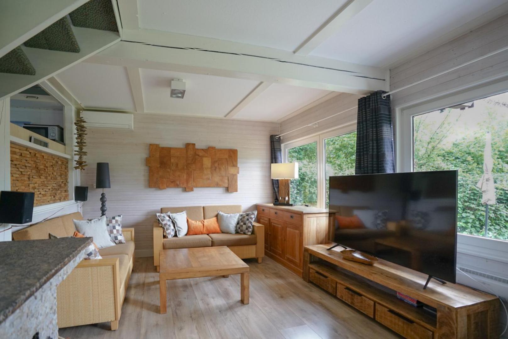Ferienhaus "Gestiefelter Kater" Am See Im Bergland Kirchheim (Hessen) Exterior foto